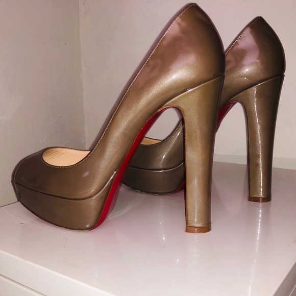 Peep toe Christian Louboutins - Picture 2 of 8